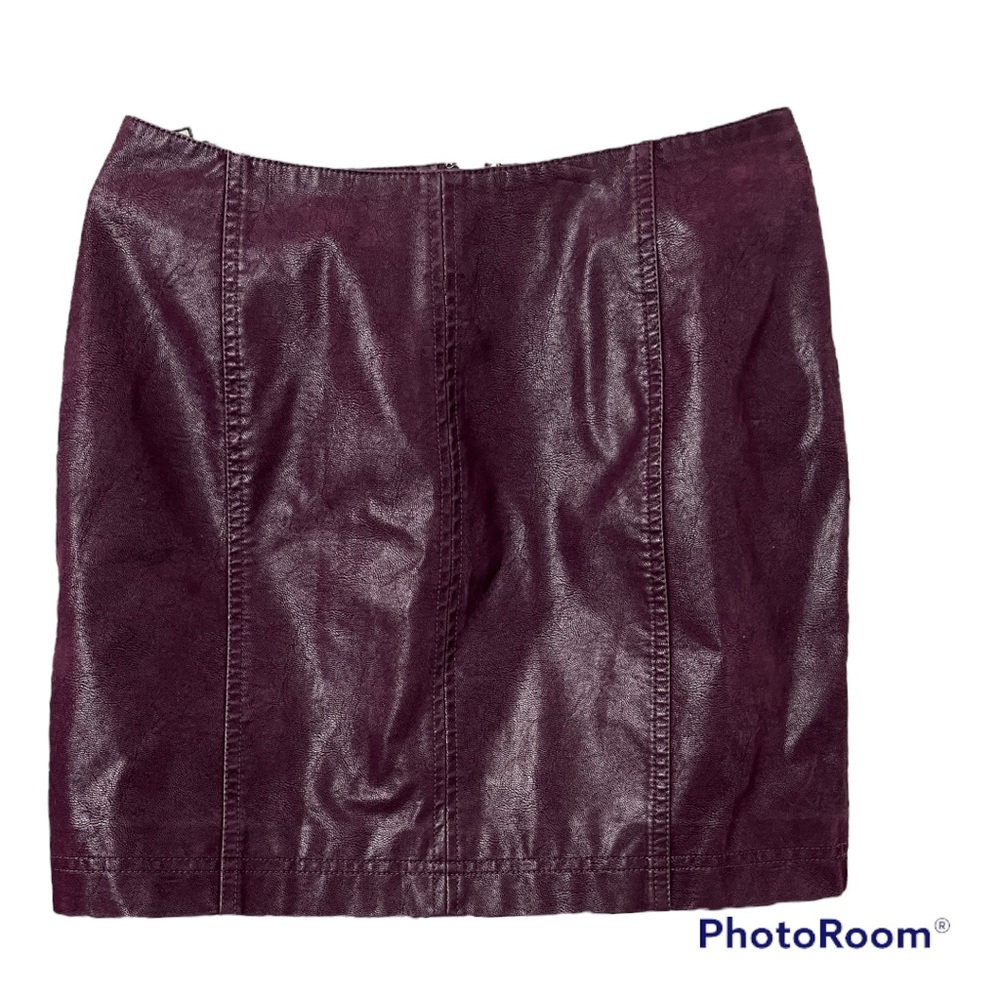 Free people wine red leather skirt, size 4, used like new.